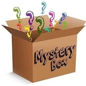 Posh sellers, come w 8 designer items.